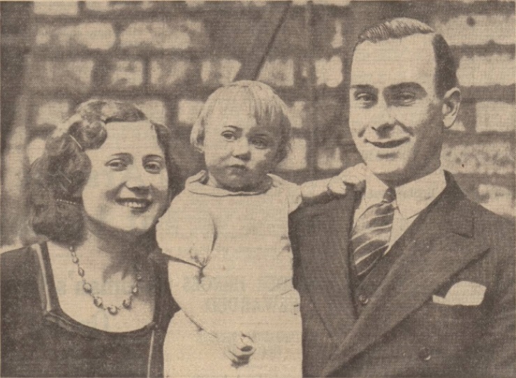 Gordon Hodgson with his wife and daughter.