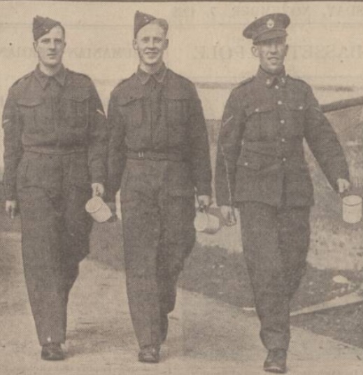 stan-cullins-wolves-john-easdale-liverpool-george-murphy-middlesbrough-football-in-the-army