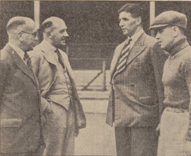 everton-training-1939-ernest-green-theo-kelly-billy-cook-jock-thomson