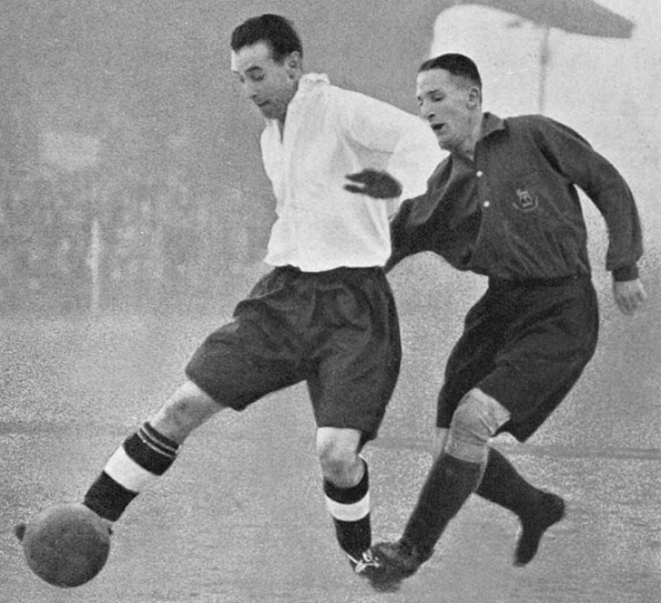 the-army-1940-stanley-matthews-and-andy-beattie